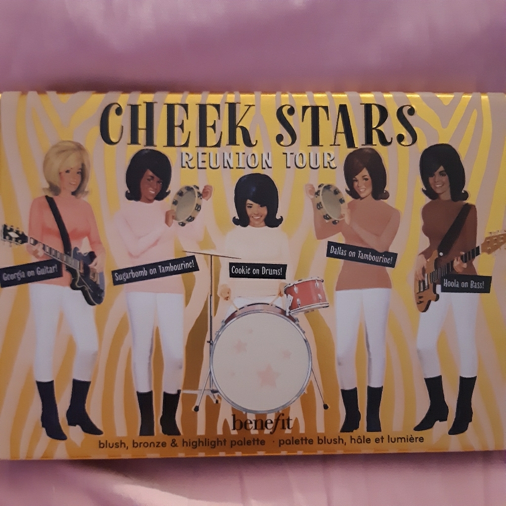 Benefit cheek stars reunion tour pallete